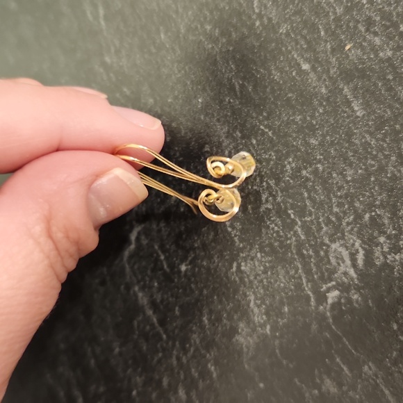 Yellow gold drop earrings - Picture 2 of 3